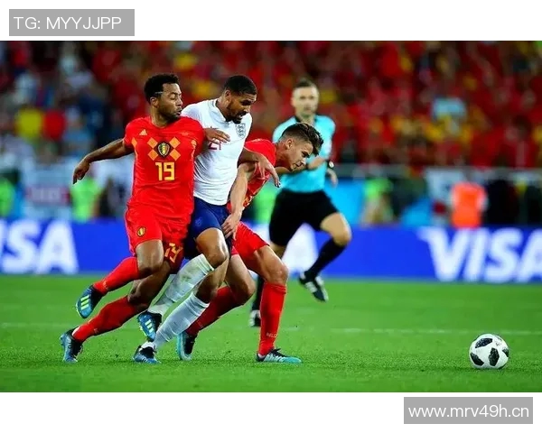 成都足球队在世界杯预选赛中的默契配合与战术分析 成都足球队在世界杯预选赛中的默契配合与战术分析