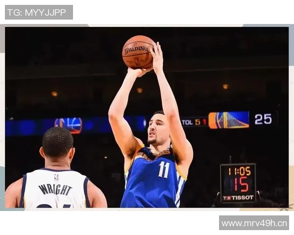 以中锋为核心战术布局探索篮球比赛中的关键角色与策略应用